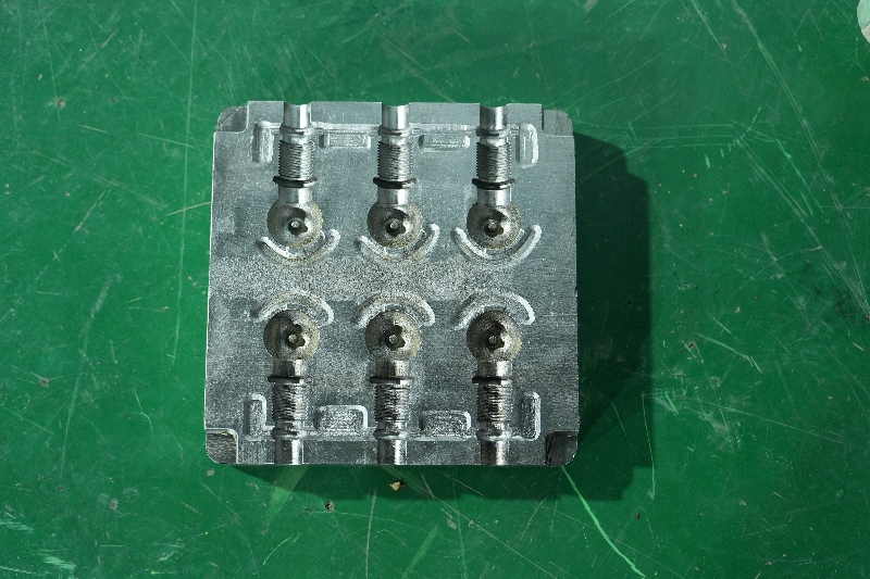 激光清洗注塑模具